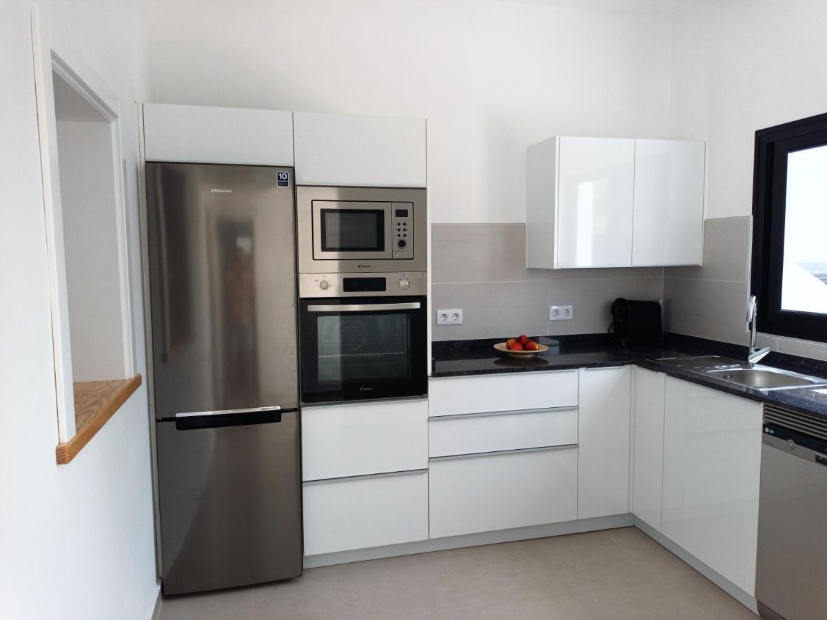 טינאחו Apartamentos Falcon מראה חיצוני תמונה