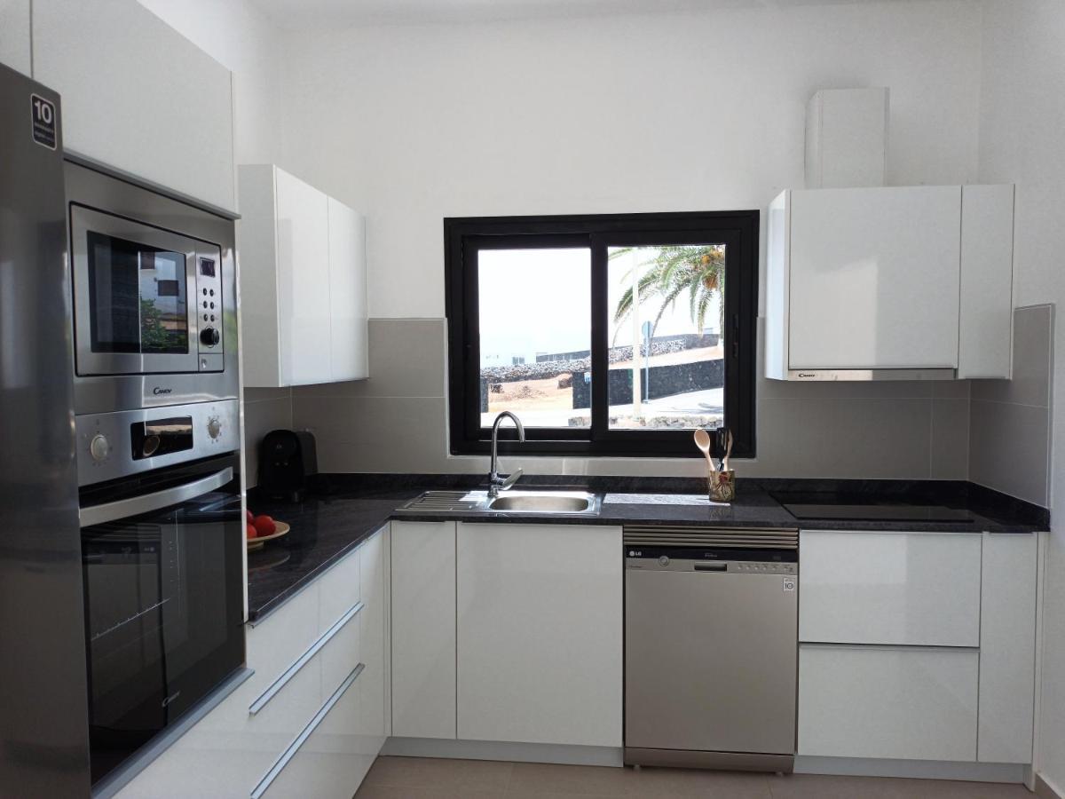 טינאחו Apartamentos Falcon מראה חיצוני תמונה