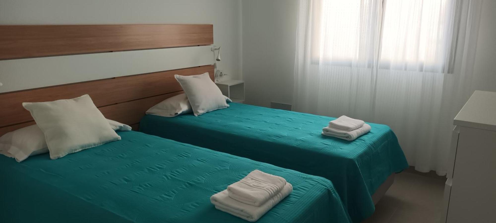 טינאחו Apartamentos Falcon מראה חיצוני תמונה