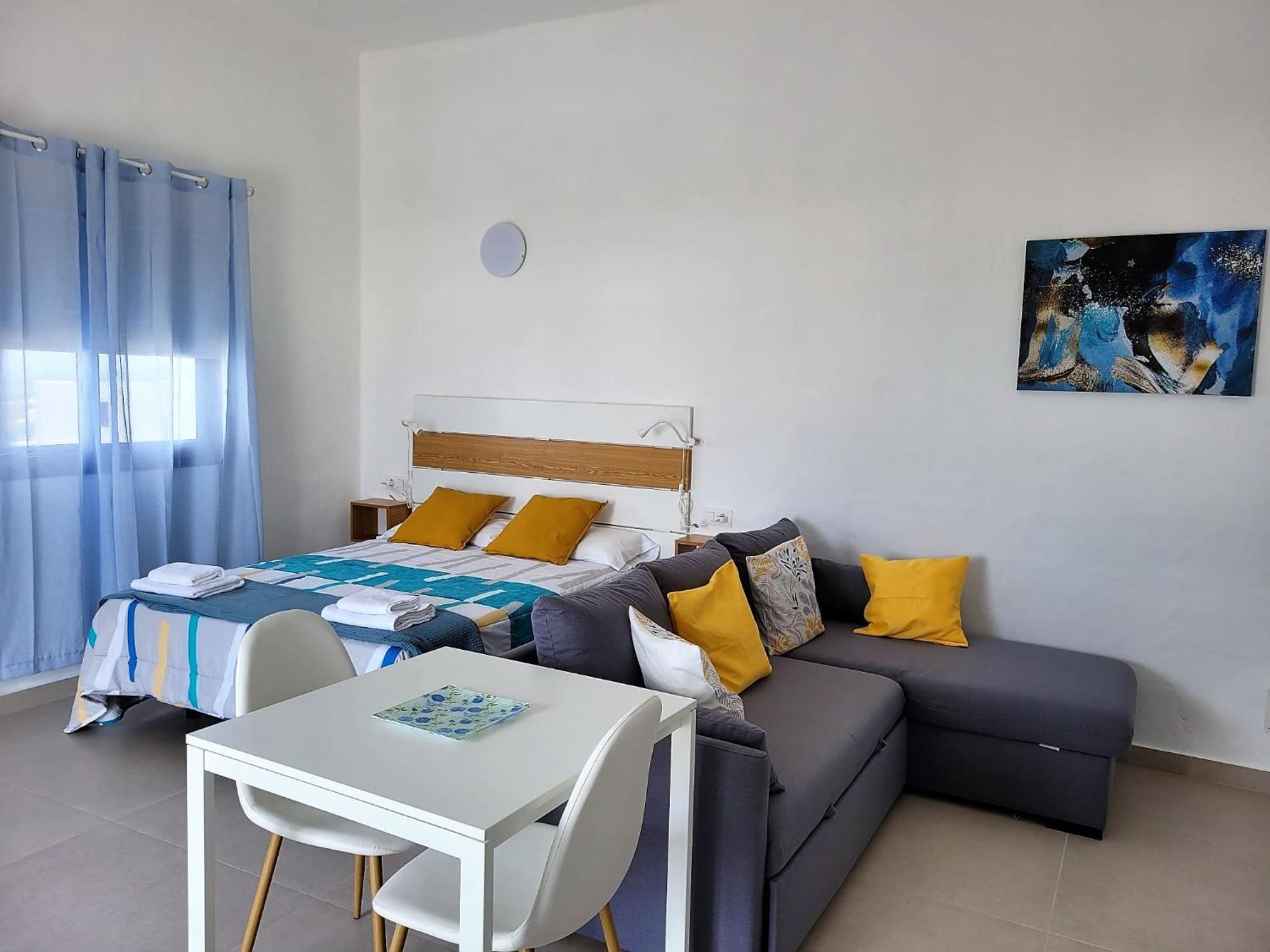 טינאחו Apartamentos Falcon מראה חיצוני תמונה