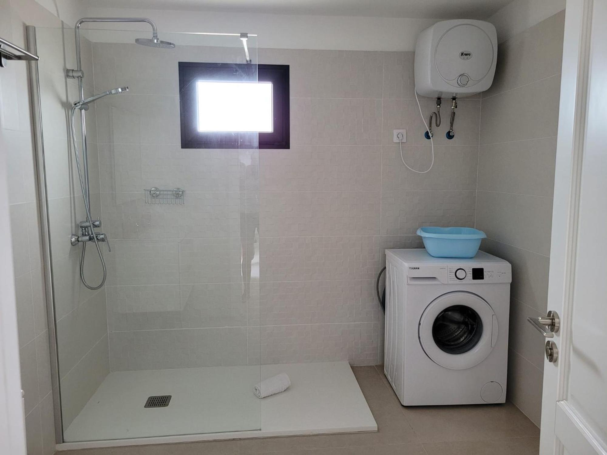 טינאחו Apartamentos Falcon מראה חיצוני תמונה